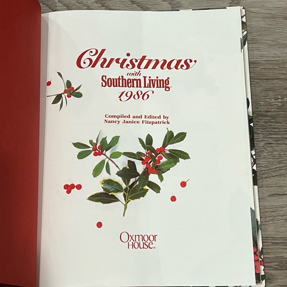VTG Christmas With Southern Loving Book - 1986 - Picture 3 of 5